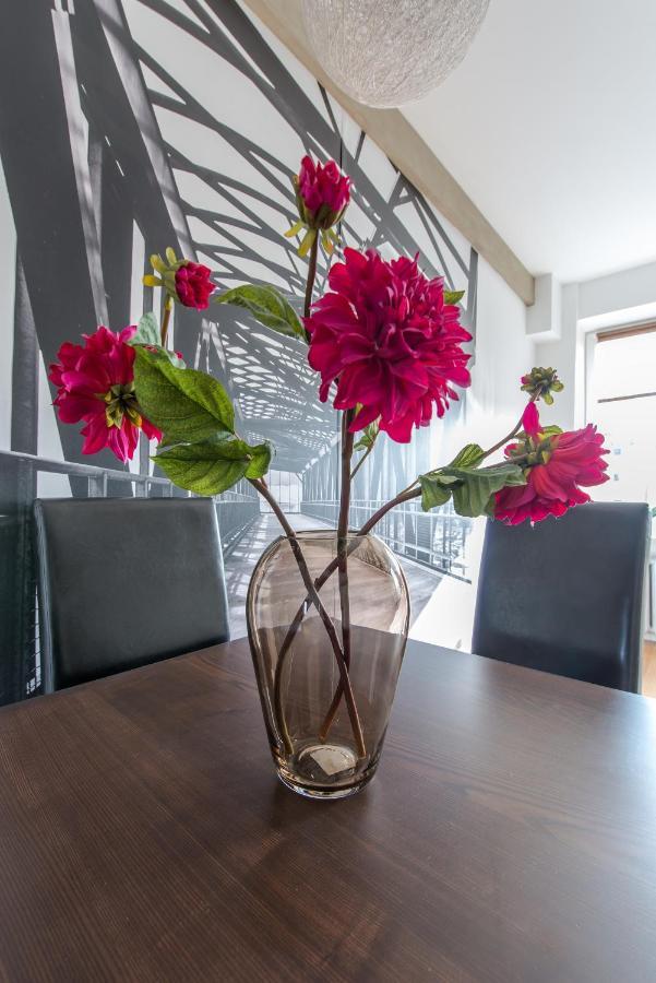 ורשה Dworzec Centralny P&O Serviced Apartments מראה חיצוני תמונה